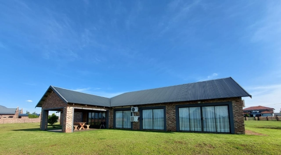 3 Bedroom Property for Sale in Grimbeeck Park North West